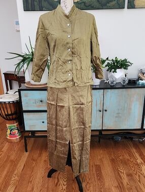 Vintage Monika Turtle Studio Philadelphia 100% Silk 2-Piece Pant Set
